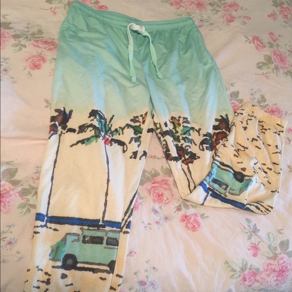 No boundaries, lounge pants. beach, Palm tree